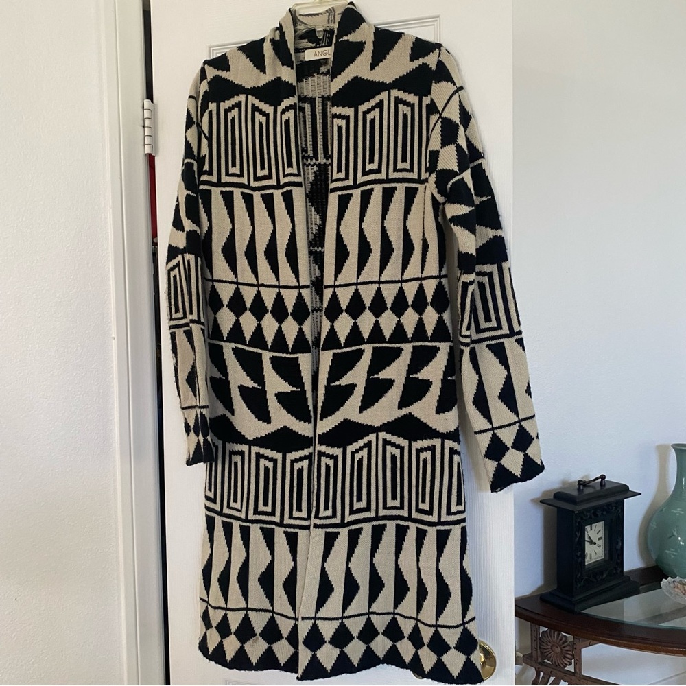 Geometric Black and White Long Cardigan 38” Size M/L